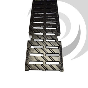 MULTIV+200 200mm D/Iron Heelproof Grate C250 Slotted x0.5m