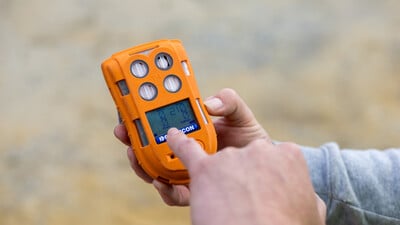 Gas Testing Monitor for Confined Space Entry